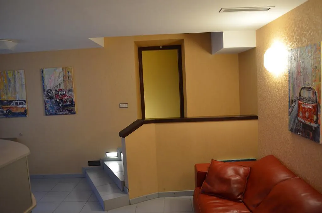 كييف Hostel Holiday Host 0*,  أوكرانيا